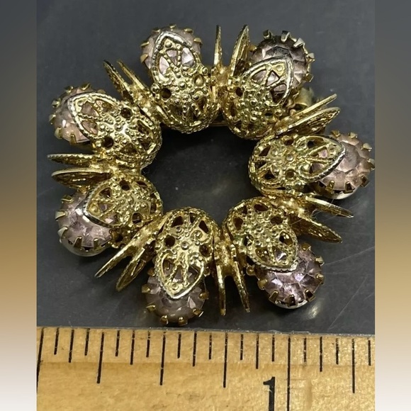 Vntg Art Nouveau Purple Crystals Goldtone Filigree Pin/clip earring set. - Picture 6 of 16